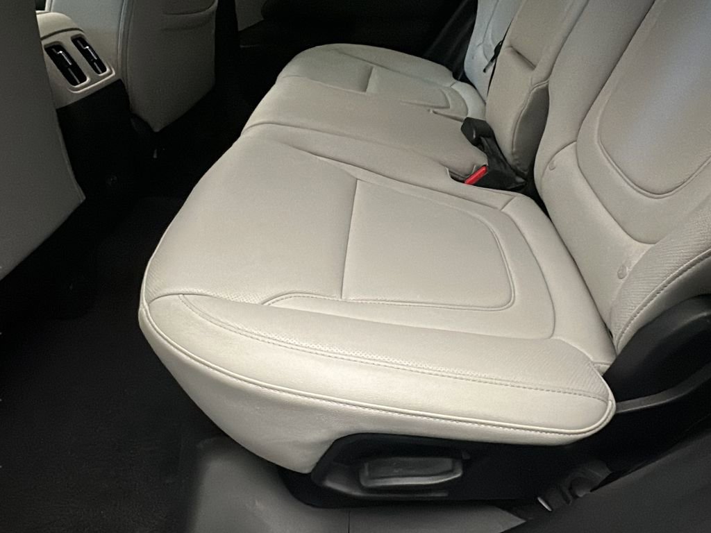 Certified 2025 Hyundai Tucson SEL image 13