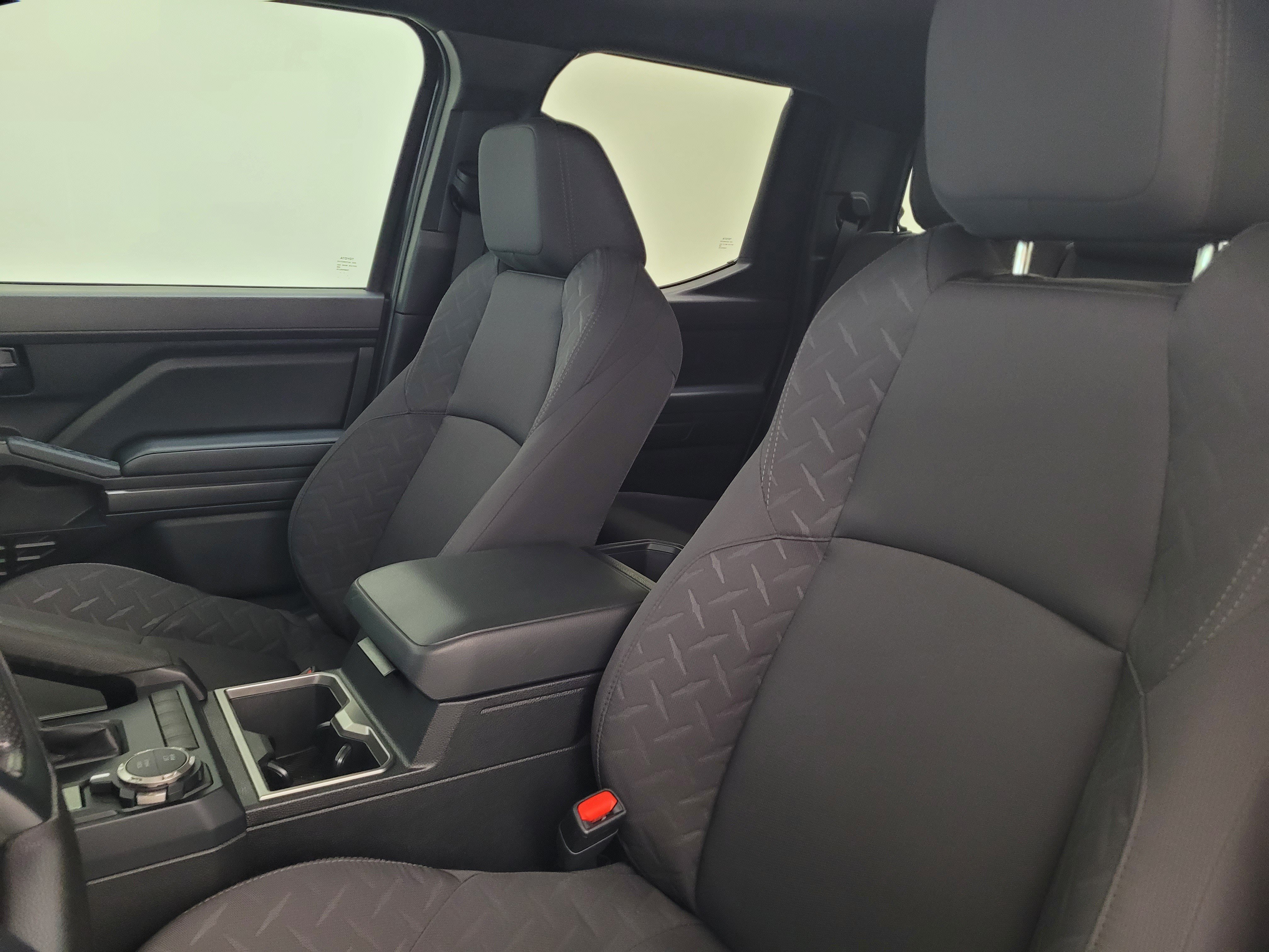 Certified 2026 Toyota Tacoma SR5 AWD/4WD image 24