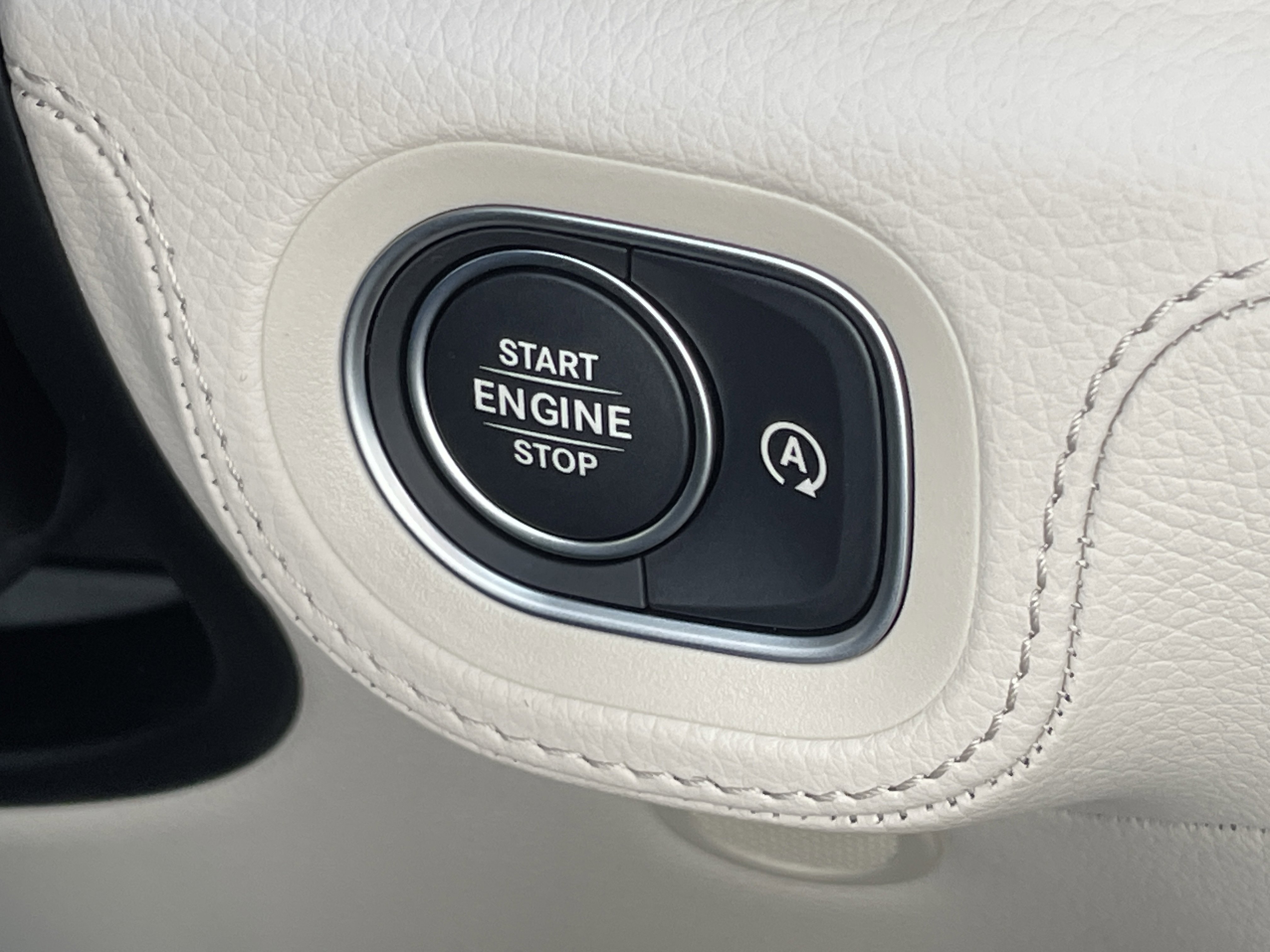 New 2026 Mercedes-Benz GLS 580 4MATIC image 28