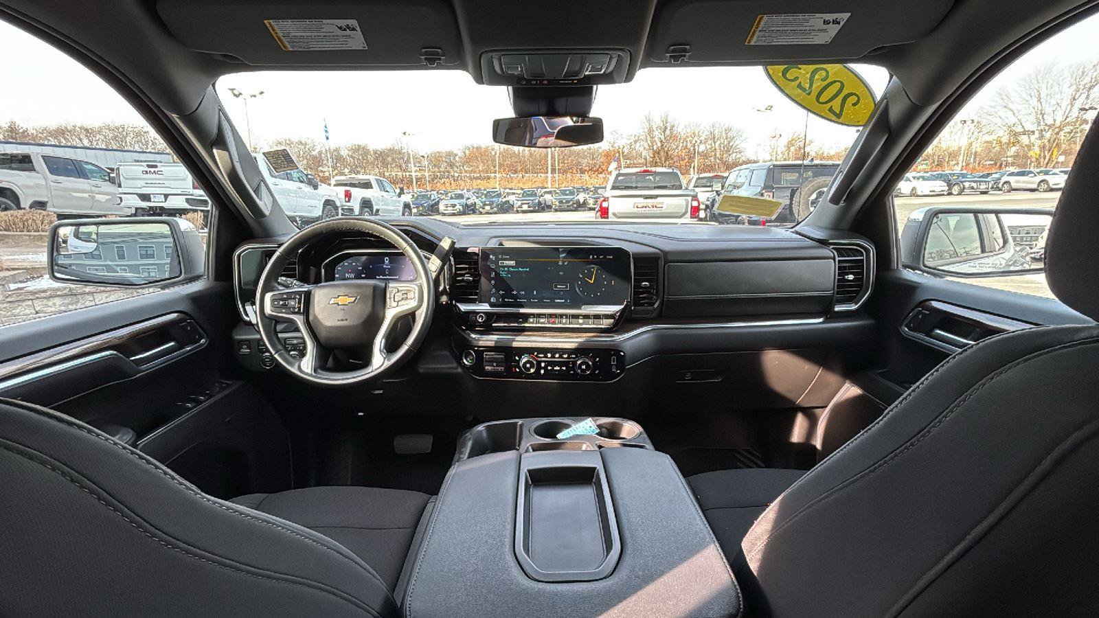 Used 2023 Chevrolet Silverado 1500 LT image 25