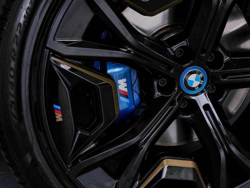Used 2023 BMW iX M60 w/ Executive Package AWD/4WD image 11