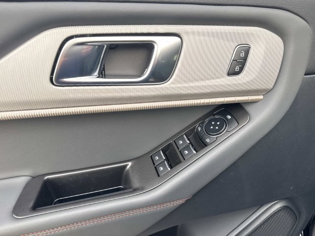 New 2026 Ford Explorer Active w/ Active Comfort Package RWD image 21
