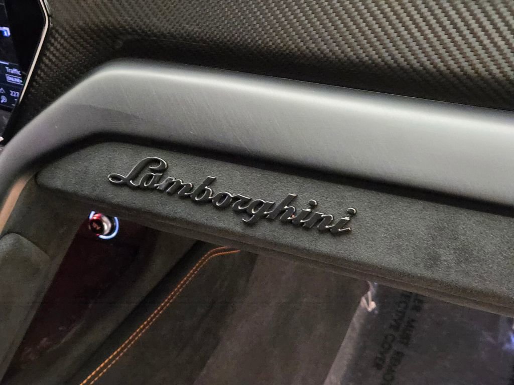 Used 2023 Lamborghini Urus Performante image 28