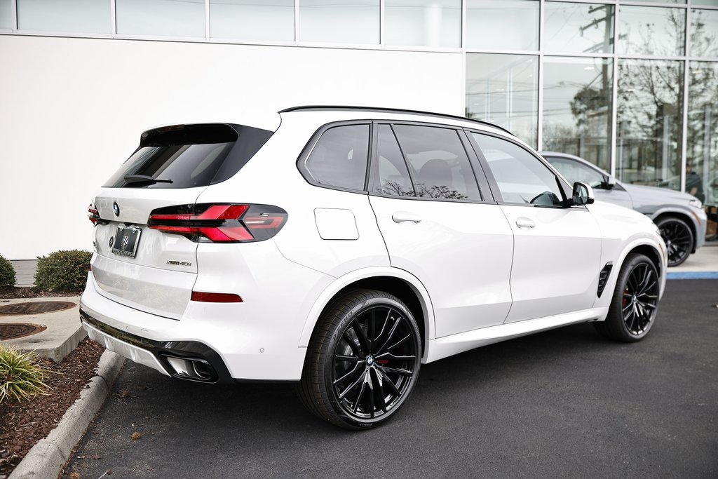 New 2026 BMW X5 xDrive40i w/ M Sport Package image 7