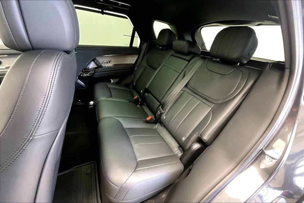 Used 2025 Land Rover Range Rover Sport SE image 28