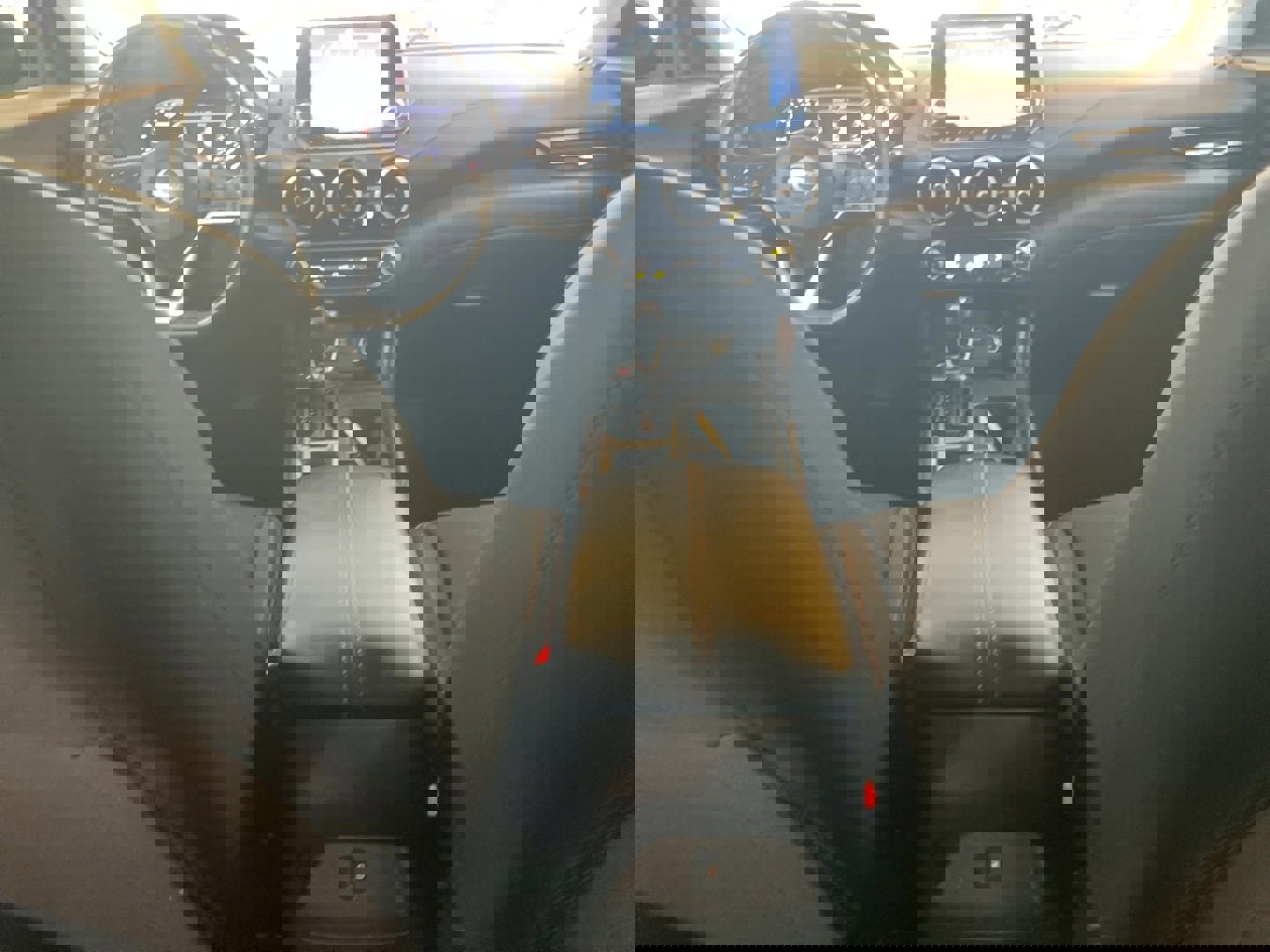 Used 2022 Nissan Sentra SR w/ Midnight Edition image 8