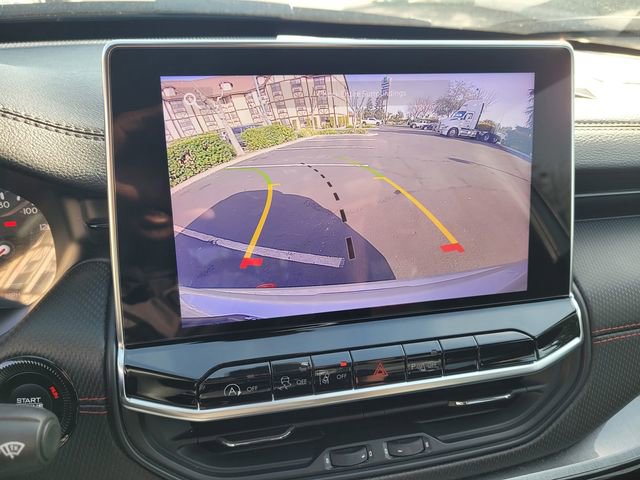 Used 2024 Jeep Compass Trailhawk image 19