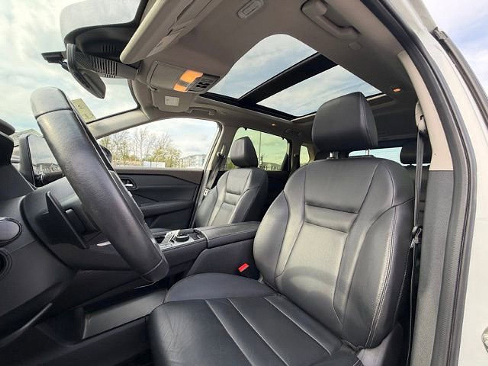 Used 2023 Nissan Rogue SL w/ SL Premium Package AWD/4WD image 20