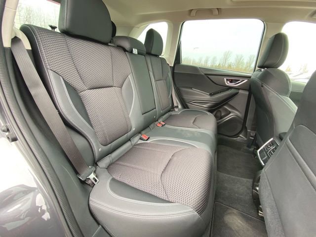 Used 2022 Subaru Forester Premium AWD/4WD image 26