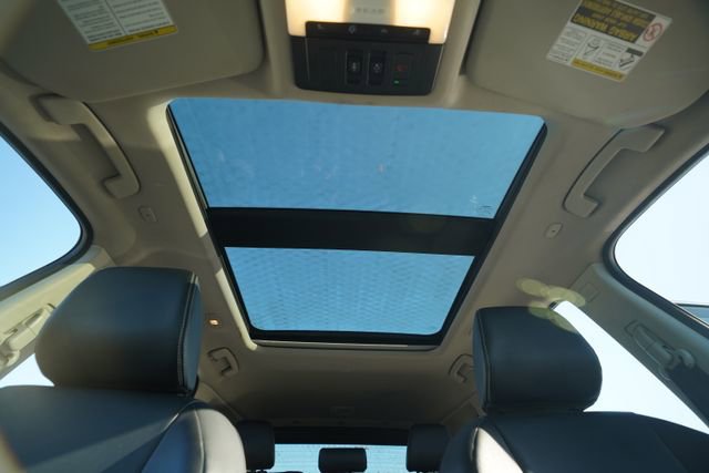 Used 2023 Nissan Rogue SL image 12