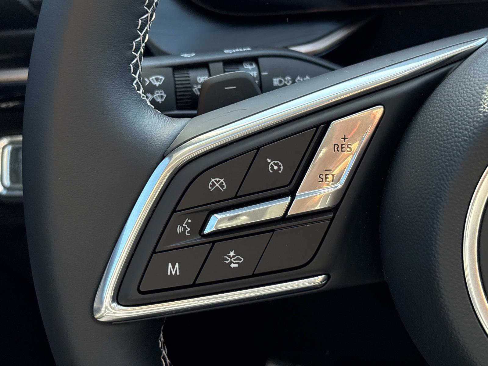 Used 2024 Buick Envision Sport Touring image 19