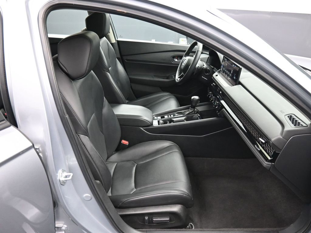 Used 2023 Honda Accord EX-L image 24