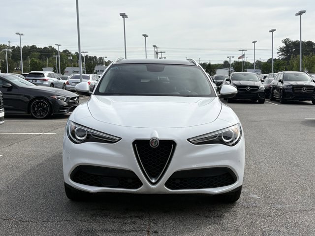 Used 2018 Alfa Romeo Stelvio Ti image 2