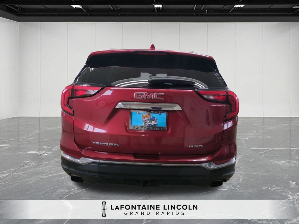 Used 2020 GMC Terrain SLT w/ Preferred Package image 4