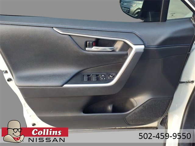 Used 2020 Toyota RAV4 XSE image 16