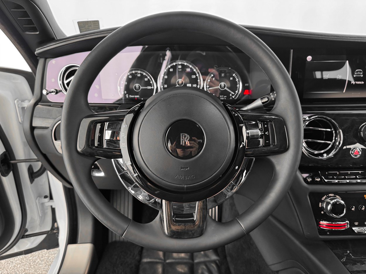 Certified 2022 Rolls-Royce Ghost image 11