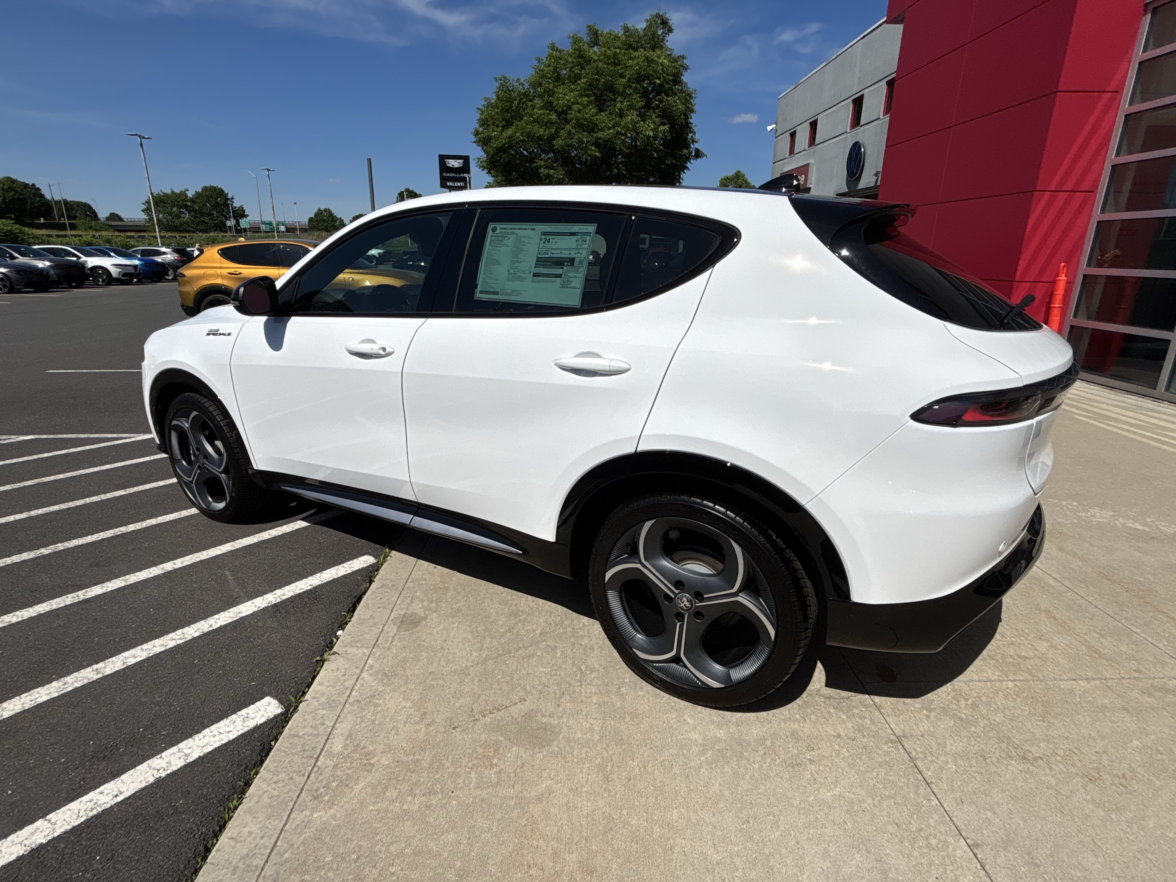 New 2026 Alfa Romeo Tonale AWD/4WD image 6