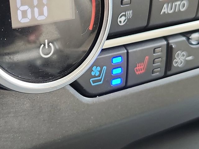 Certified 2020 Ford Expedition Max XLT w/ Equipment Group 202A image 21