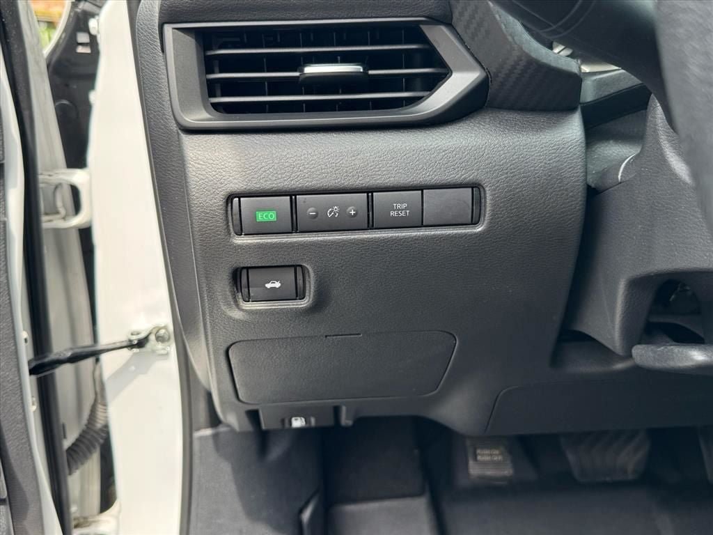 Used 2024 Nissan Sentra S FWD image 25