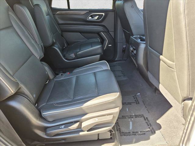 Used 2021 Chevrolet Tahoe Premier w/ Premium Package RWD image 29