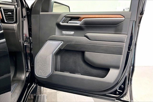 Used 2024 GMC Sierra 1500 Denali w/ Denali Reserve Package image 27