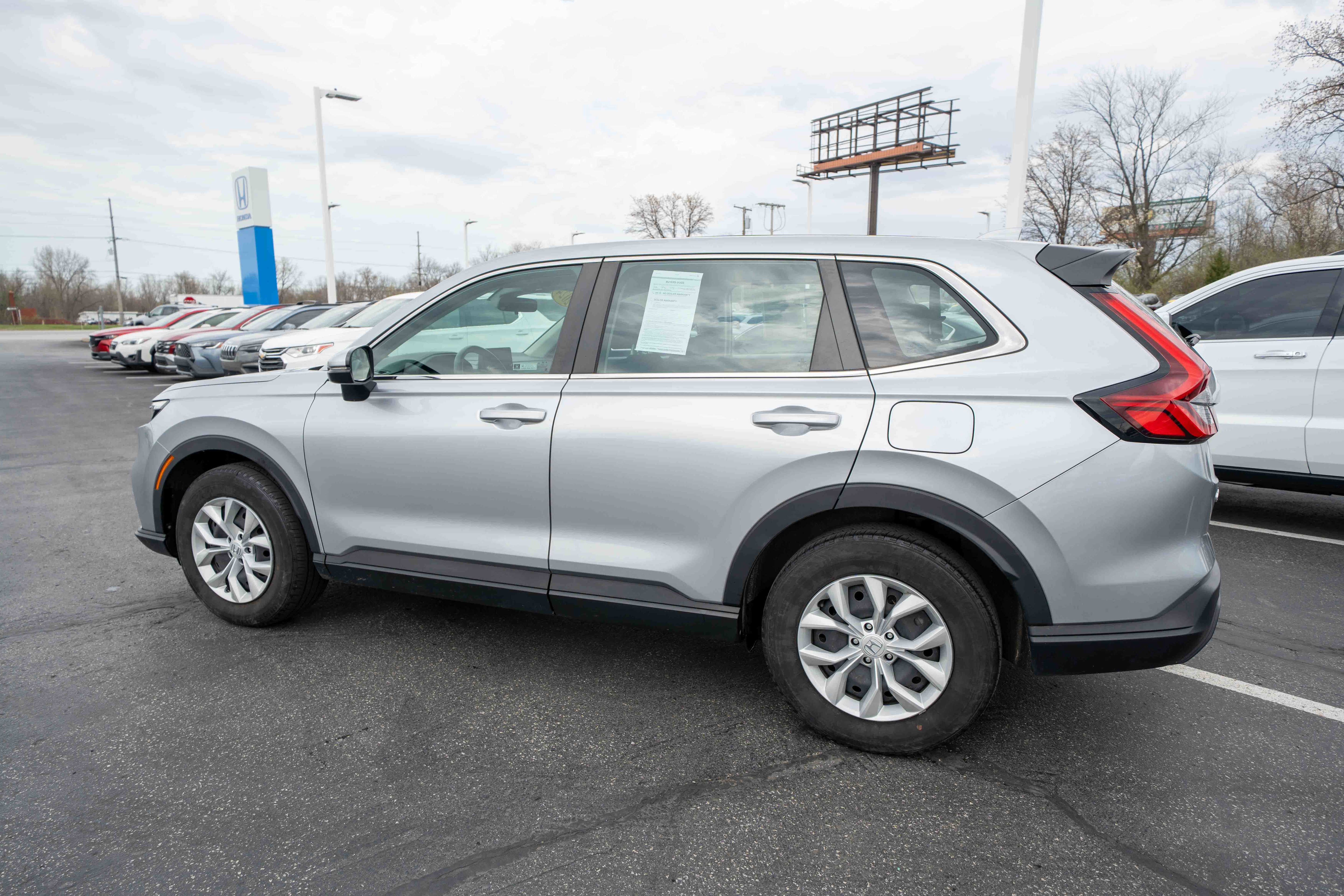 Used 2024 Honda CR-V LX image 4