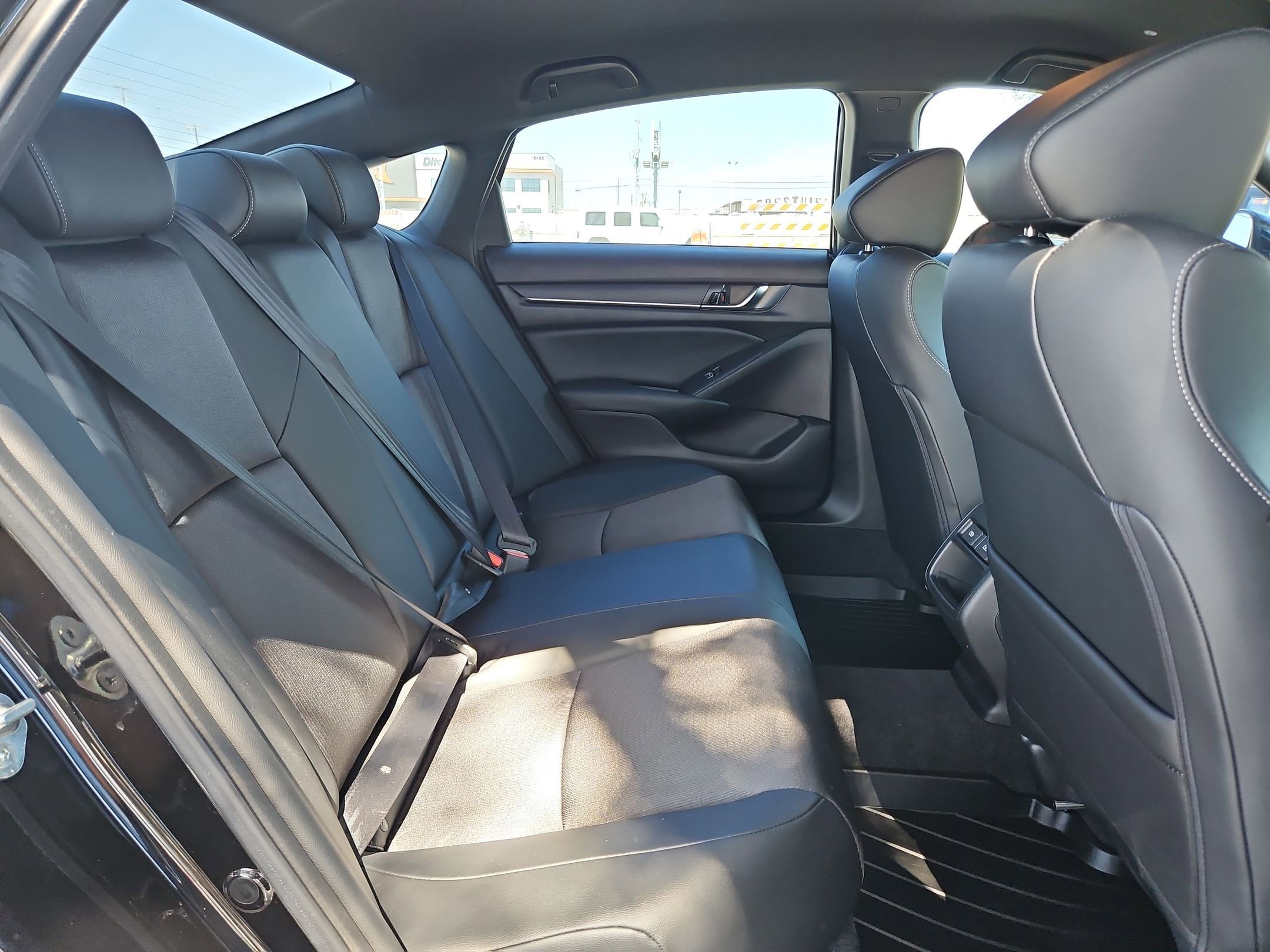 Used 2022 Honda Accord Sport image 27