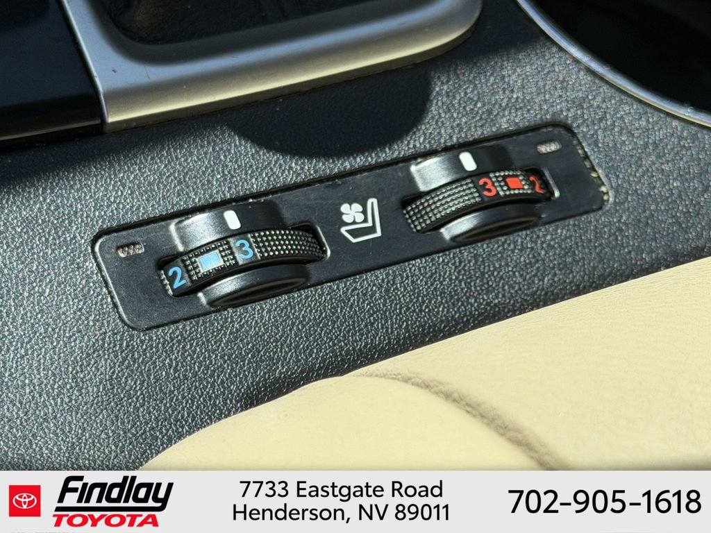 Certified 2016 Toyota Highlander Limited FWD image 31