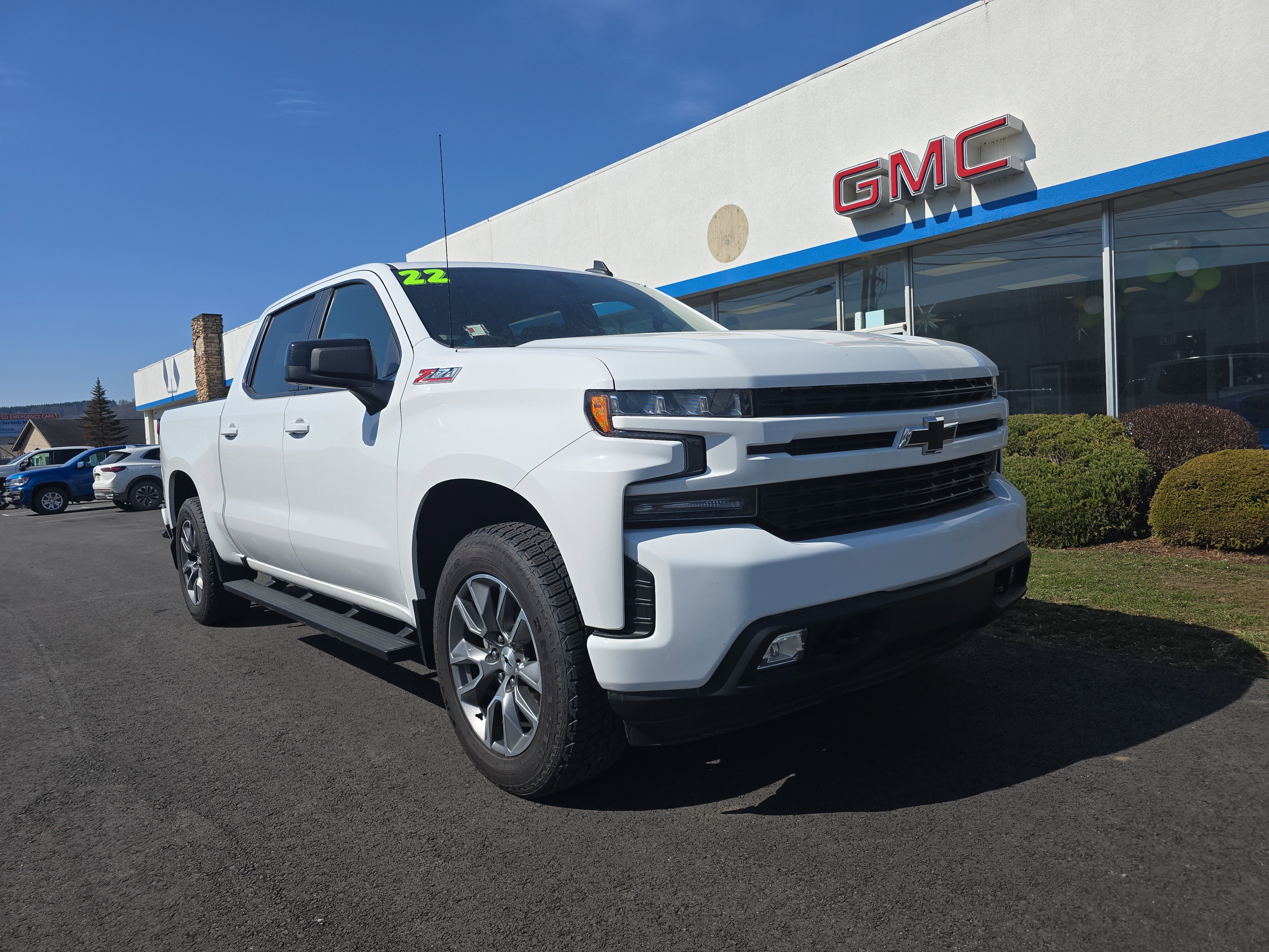 Used 2022 Chevrolet Silverado 1500 RST image 1
