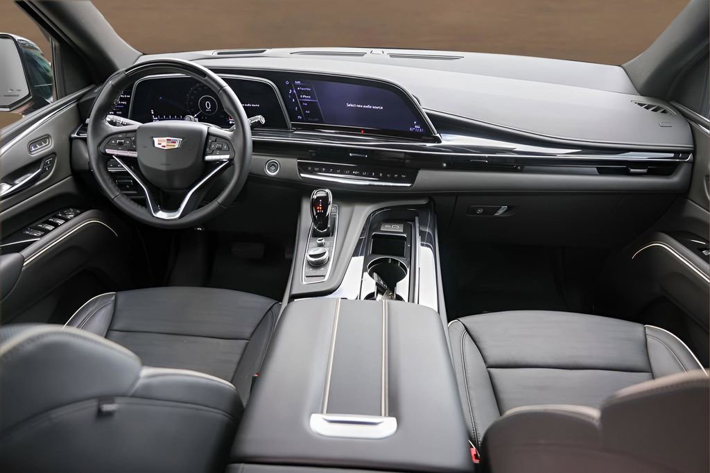 Certified 2024 Cadillac Escalade Sport w/ Touring Package image 28