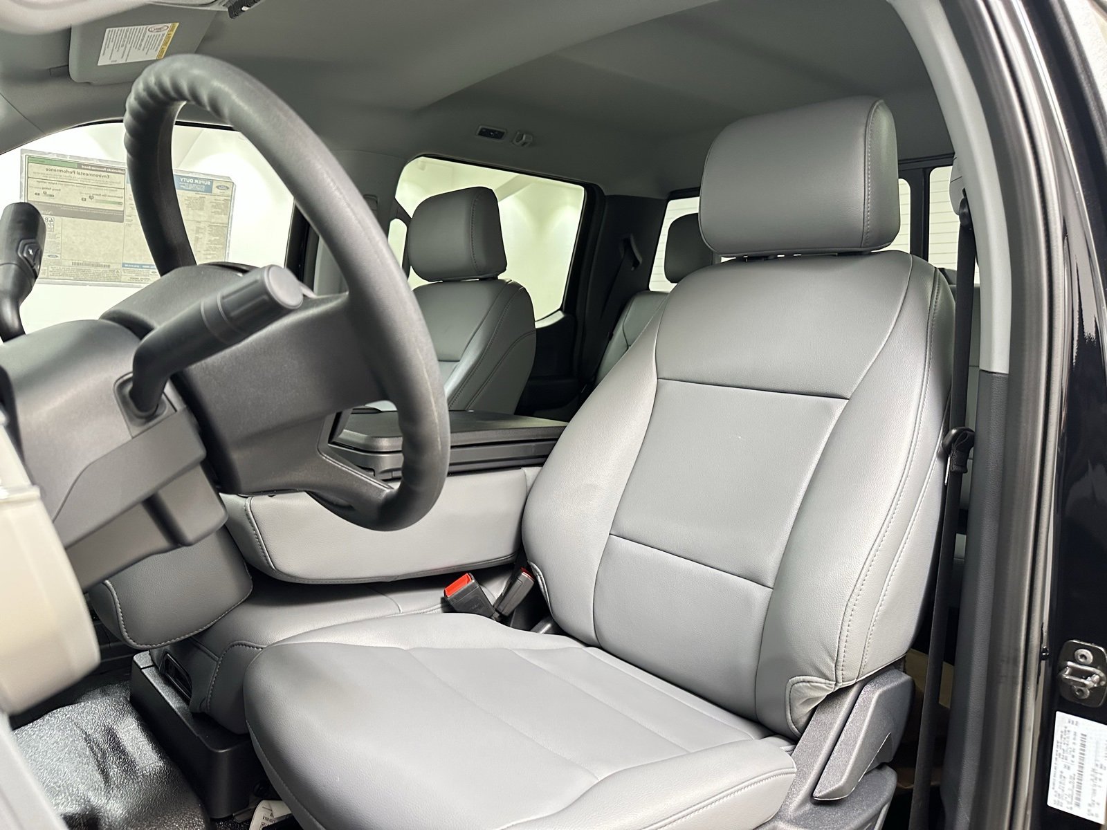 New 2025 Ford F350 XL w/ XL Chrome Package image 25