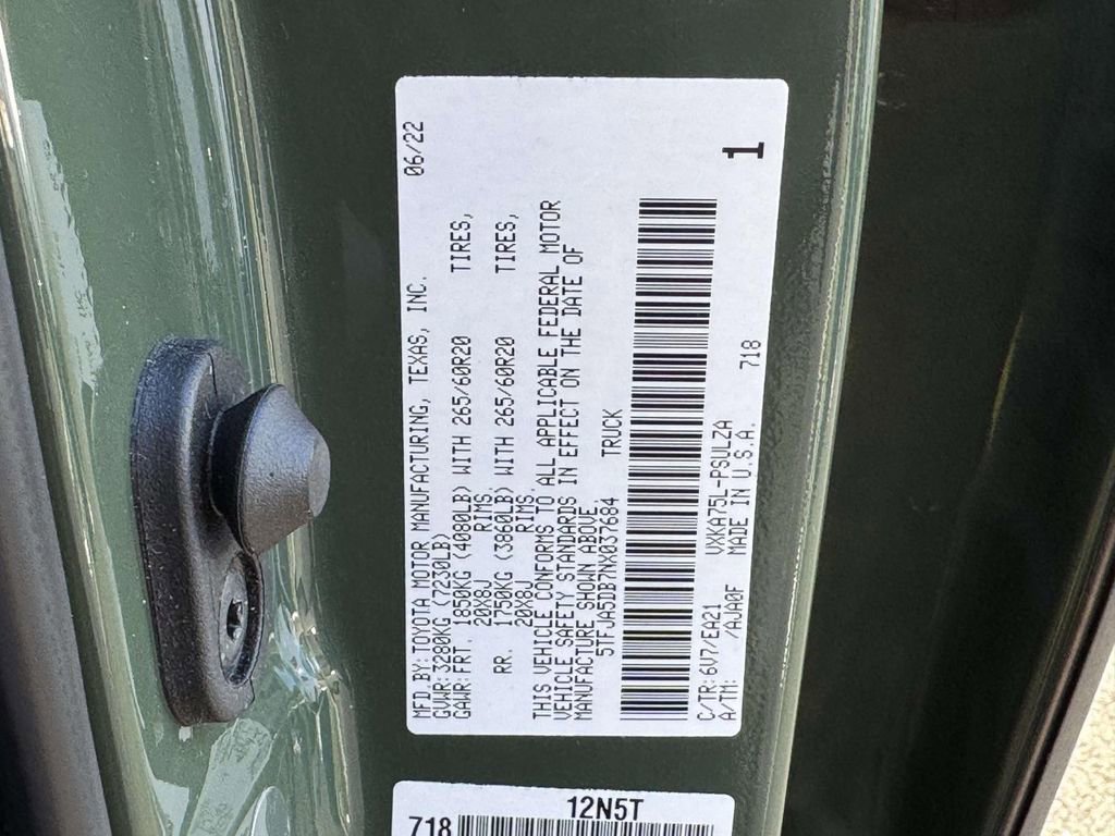 Used 2022 Toyota Tundra Limited w/ Power Package image 28