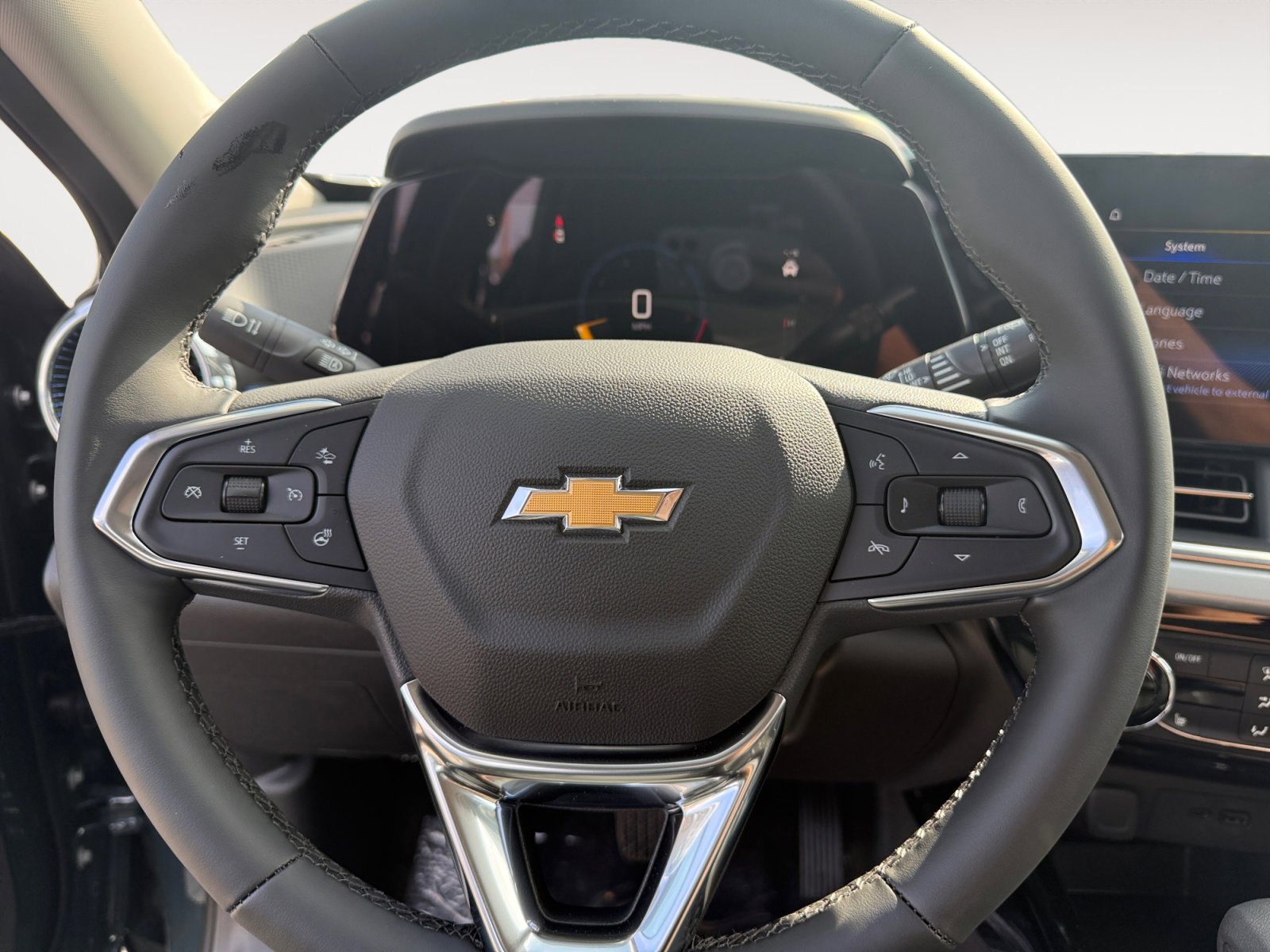 New 2026 Chevrolet Trax LT w/ Driver Confidence Package FWD image 12