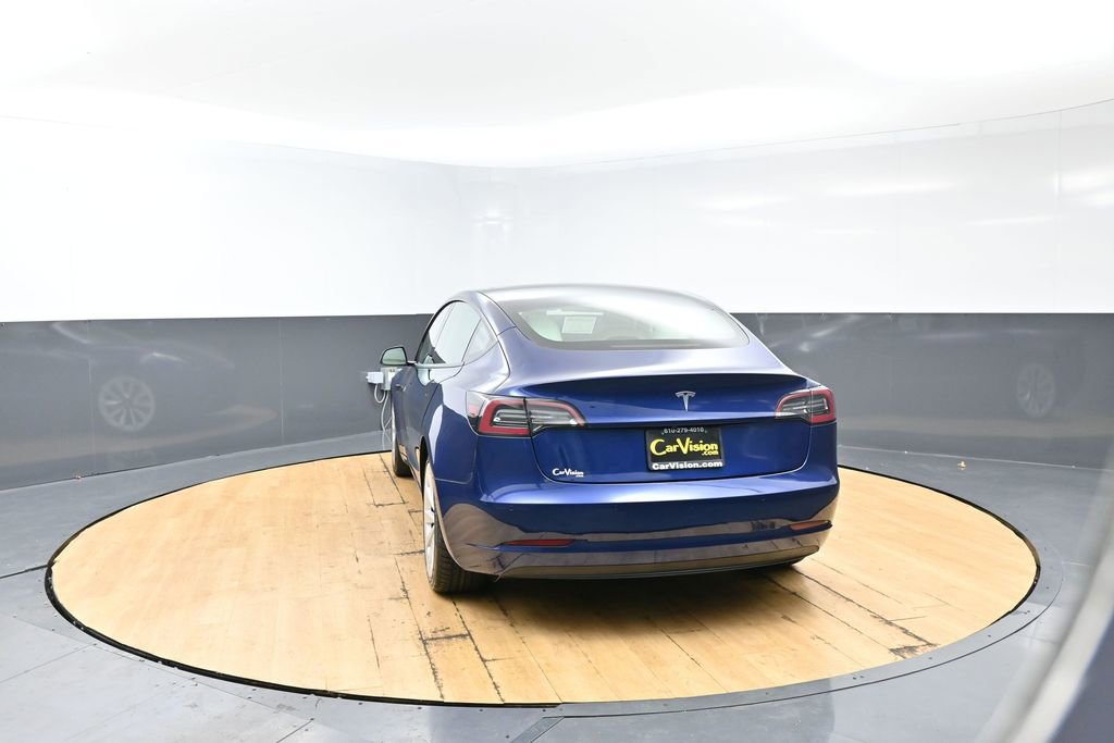 Used 2021 Tesla Model 3 Standard Range Plus image 7