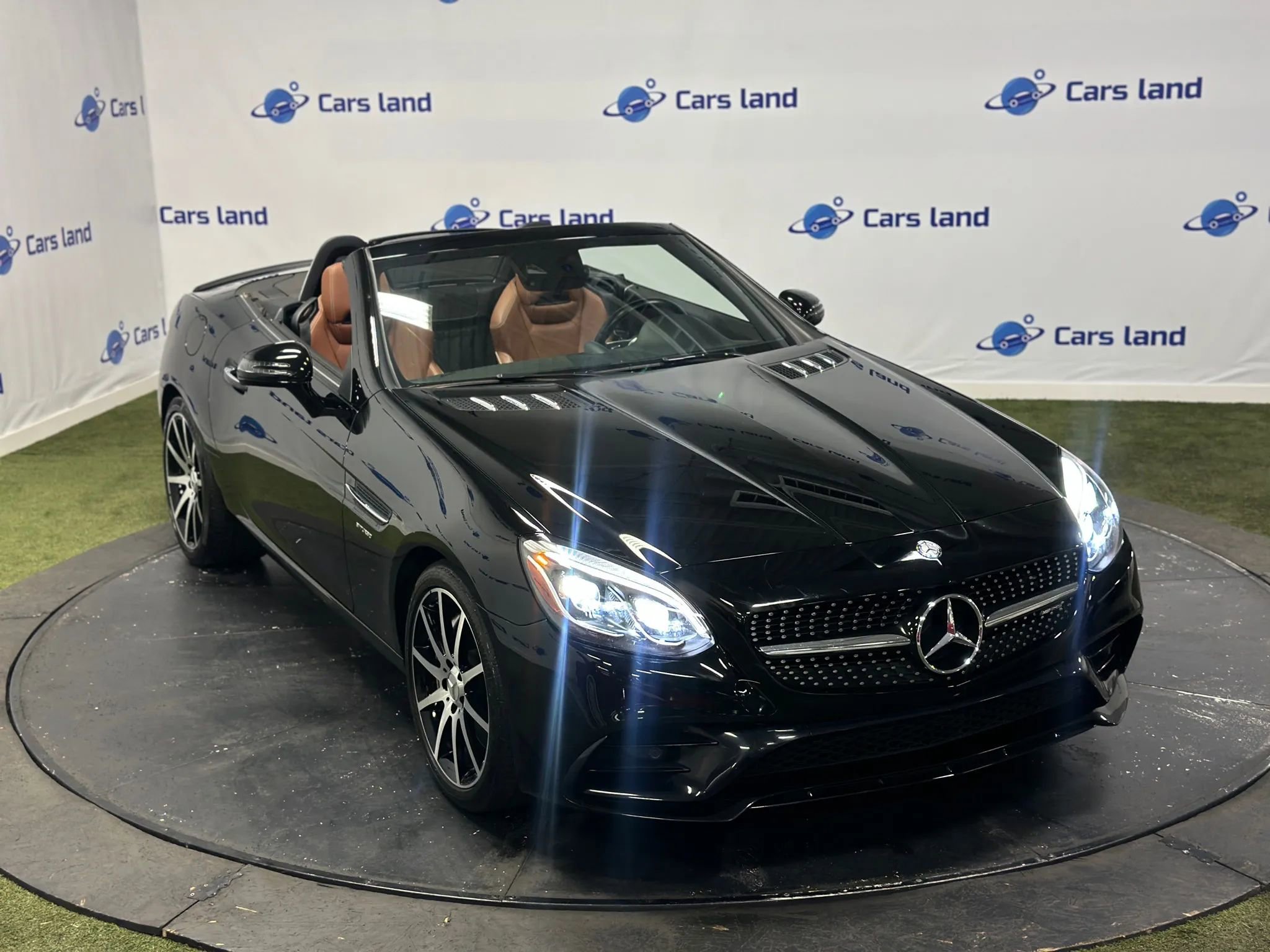 Used 2017 Mercedes-Benz SLC 43 AMG SLC 43 Roadster 2D image 9