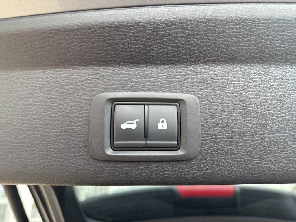 Used 2024 Mitsubishi Outlander SE AWD/4WD image 7