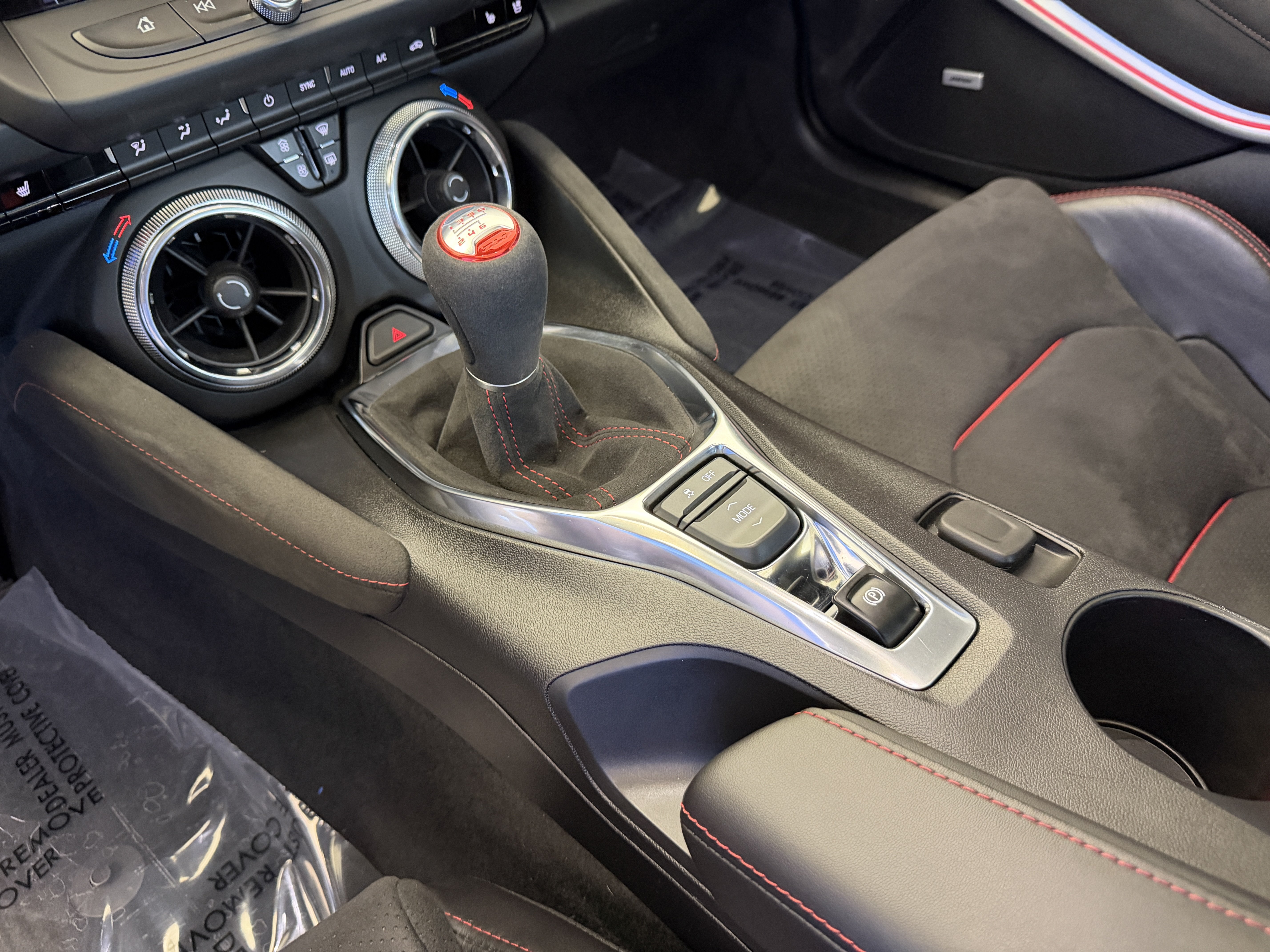 Used 2019 Chevrolet Camaro ZL1 RWD image 23