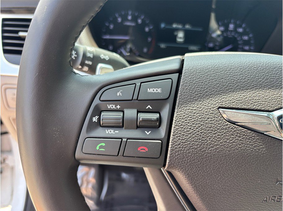 Used 2019 Genesis G80 3.8 RWD image 27
