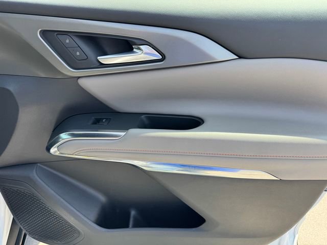 Certified 2025 Chevrolet Traverse LT AWD/4WD image 9
