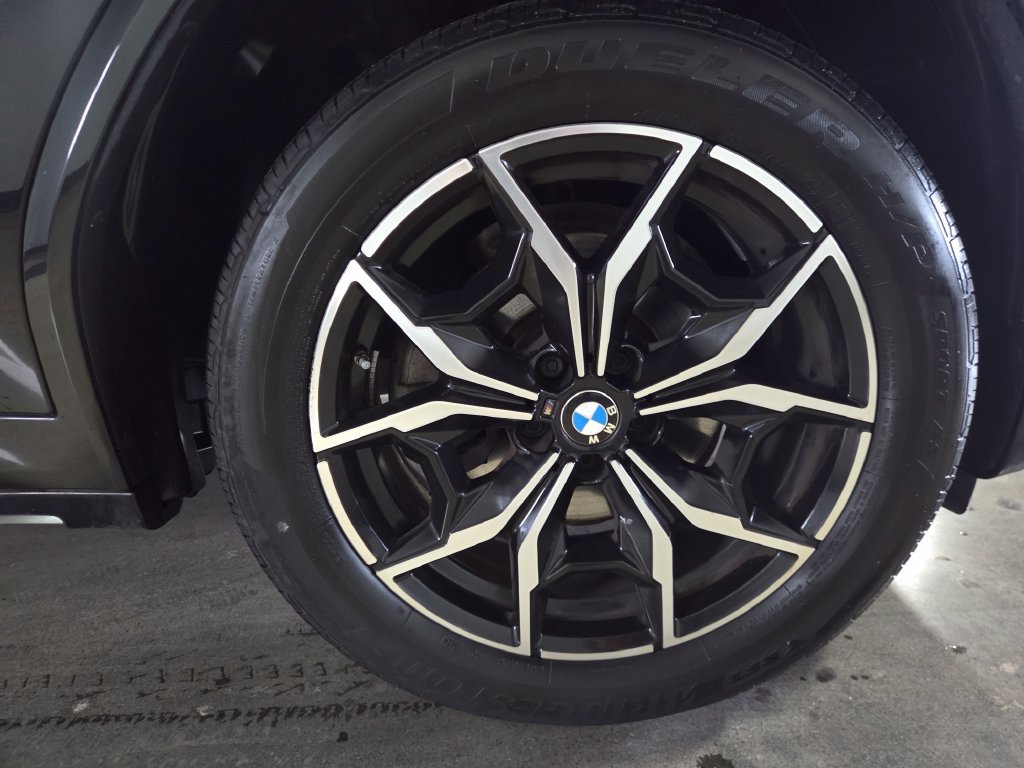 Used 2024 BMW X4 xDrive30i w/ Premium Package AWD/4WD image 22