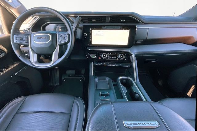 Used 2024 GMC Sierra 2500 Denali w/ Denali Reserve Package image 7