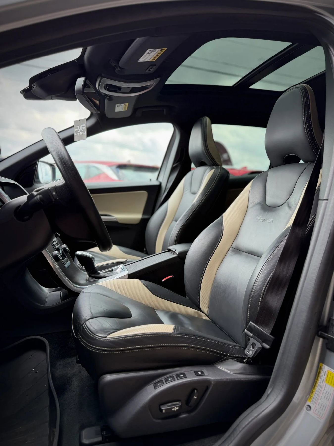 Used 2013 Volvo XC60 T6 image 8