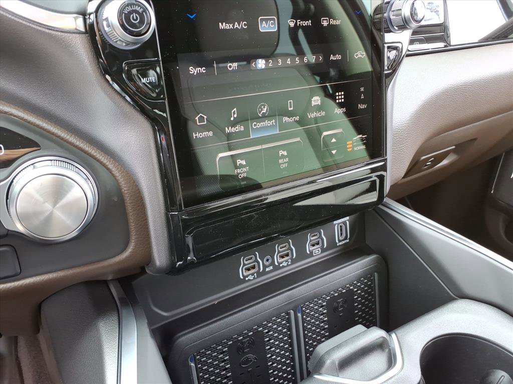 New 2026 RAM 1500 Laramie AWD/4WD image 31