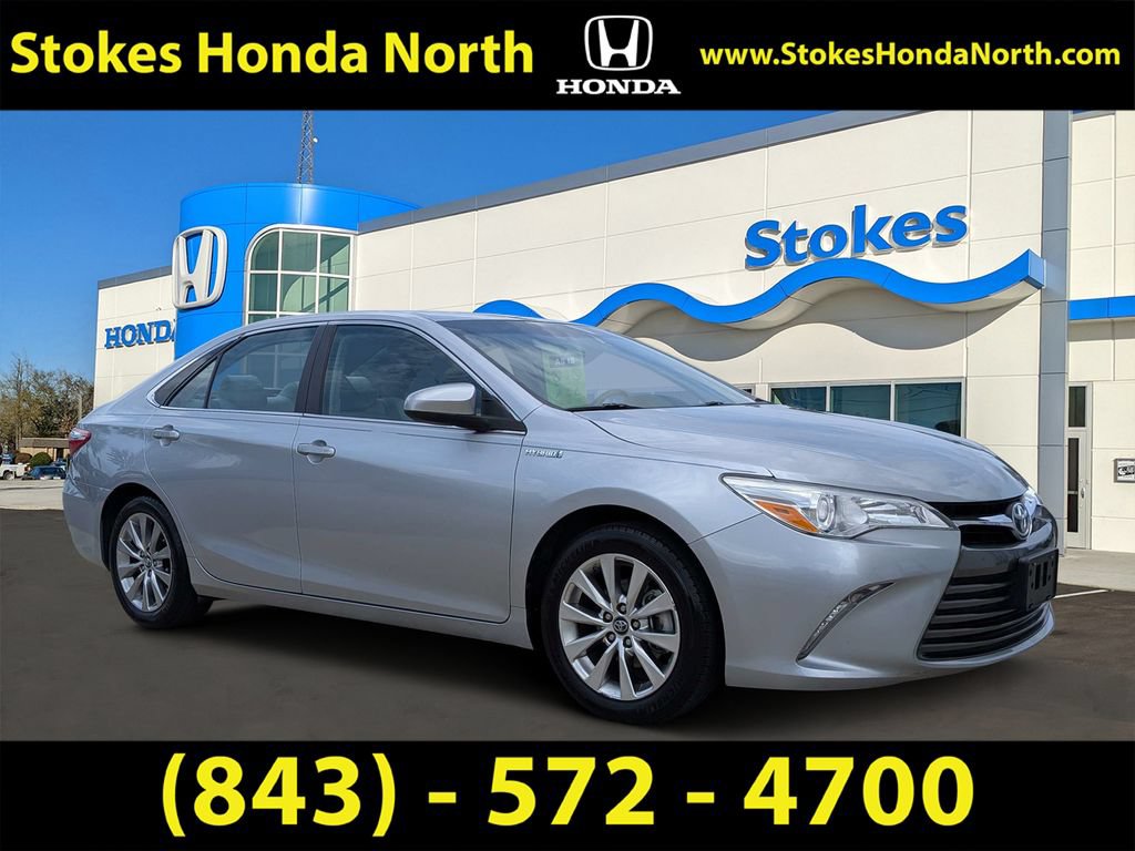 Used 2016 Toyota Camry XLE w/ Moonroof Package