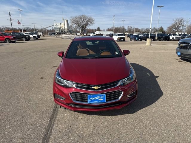 Used 2017 Chevrolet Cruze Premier image 2