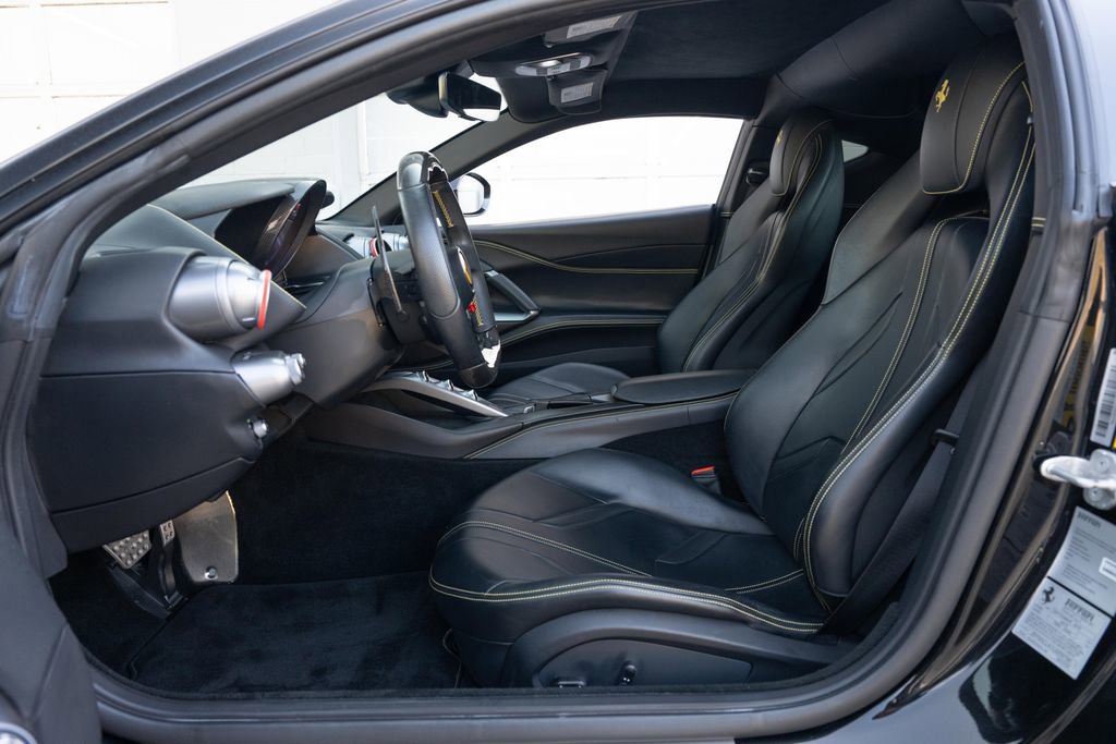 Used 2020 Ferrari 812 Superfast image 30