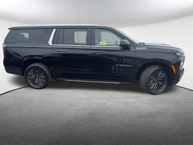 Used 2026 Chevrolet Suburban High Country w/ Sun And Tow Package AWD/4WD image 15
