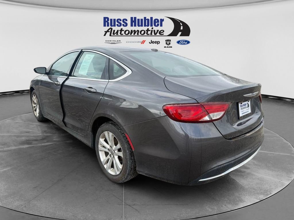 Used 2015 Chrysler 200 Limited w/ Convenience Group FWD image 5