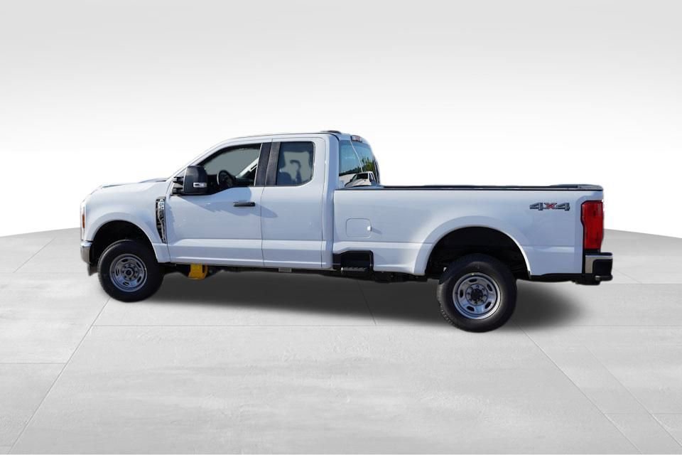 New 2026 Ford F250 XL w/ XL Chrome Package image 6