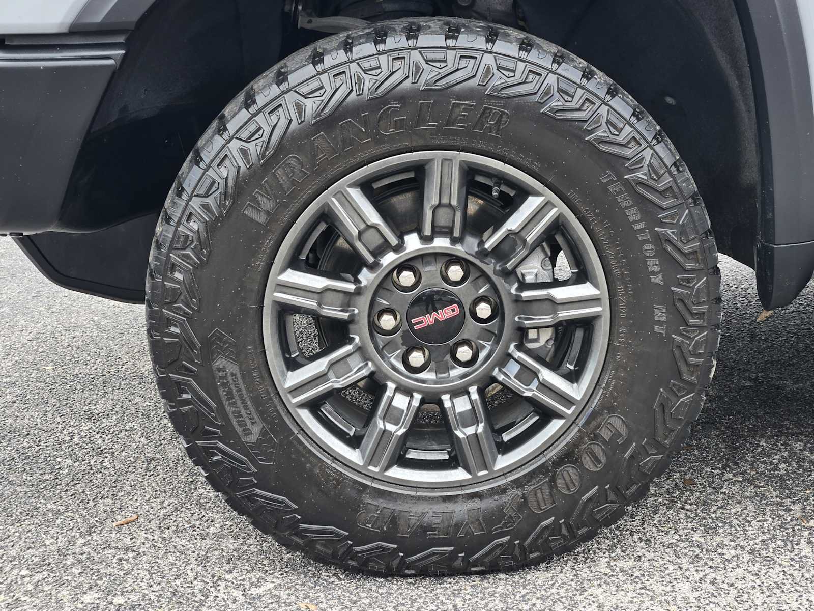Certified 2024 GMC Sierra 1500 AT4X AWD/4WD image 13